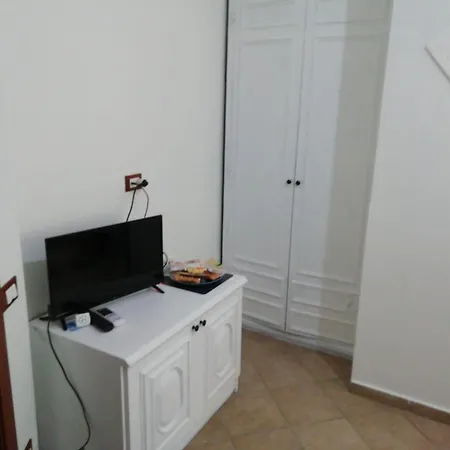 Il Paradiso לינה וארוחת בוקר 3*