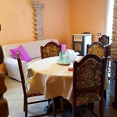 Alojamento de Acomodação e Pequeno-almoço Il Paradiso Latina